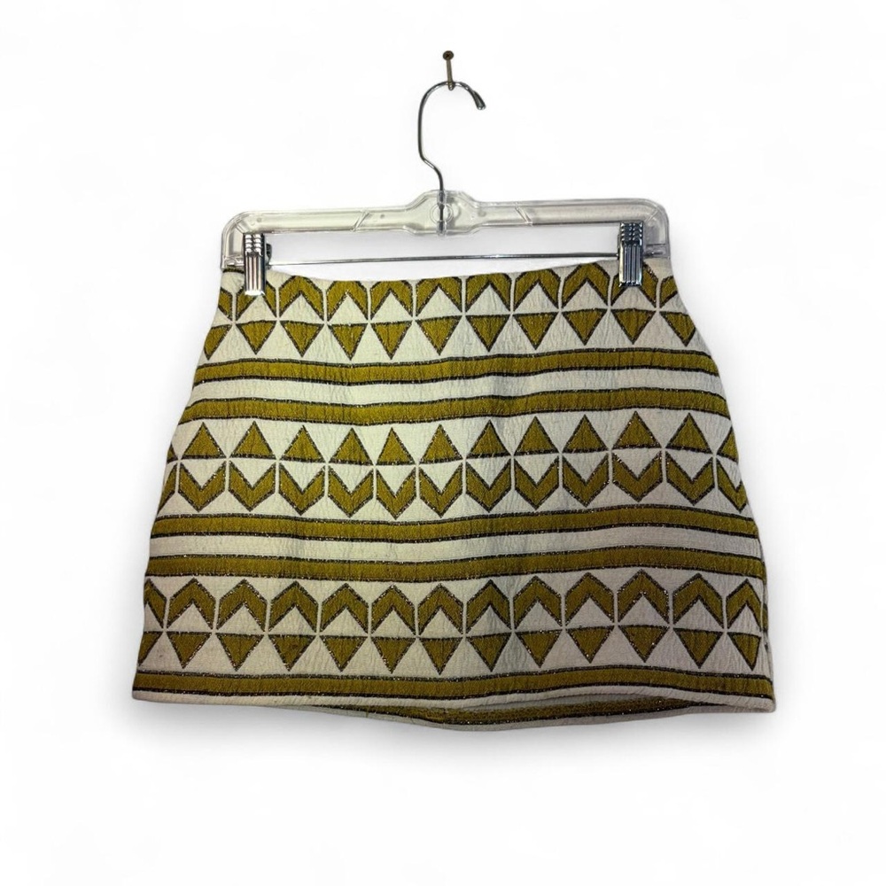 Zara Olive and Cream Geometric Embroidered Mini Skirt - Picture 2 of 8